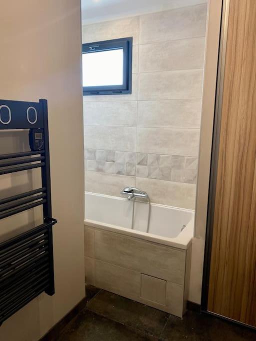 T3 - Centre - 75M2 - 2 Sdb - Parking - Calme Appartement Anglet Buitenkant foto